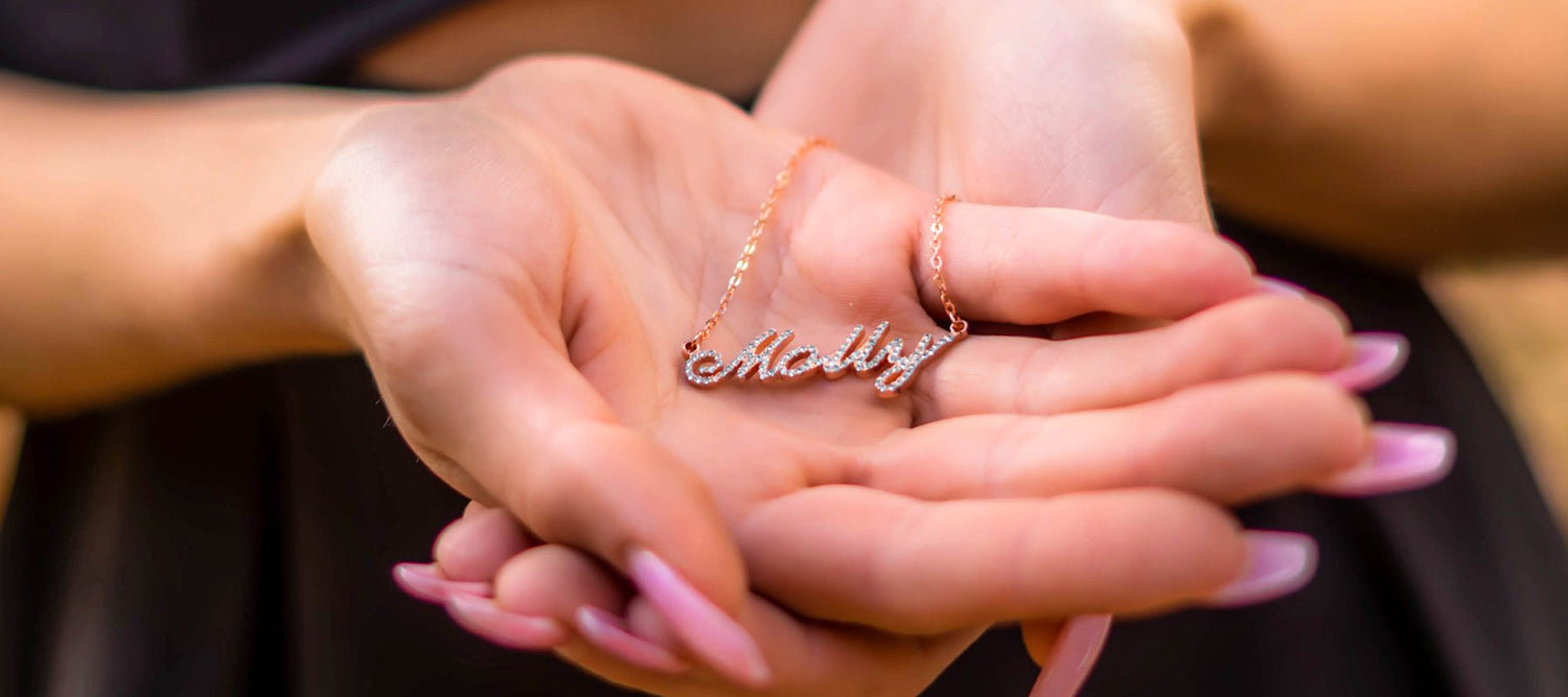 Why Personalised Name Necklaces are a Must-Have Accessory - United Bracelets