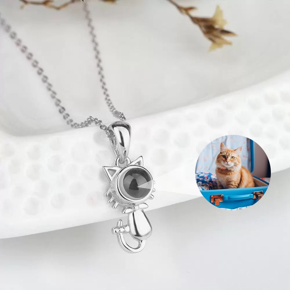 Cat Projection Necklace - United Bracelets